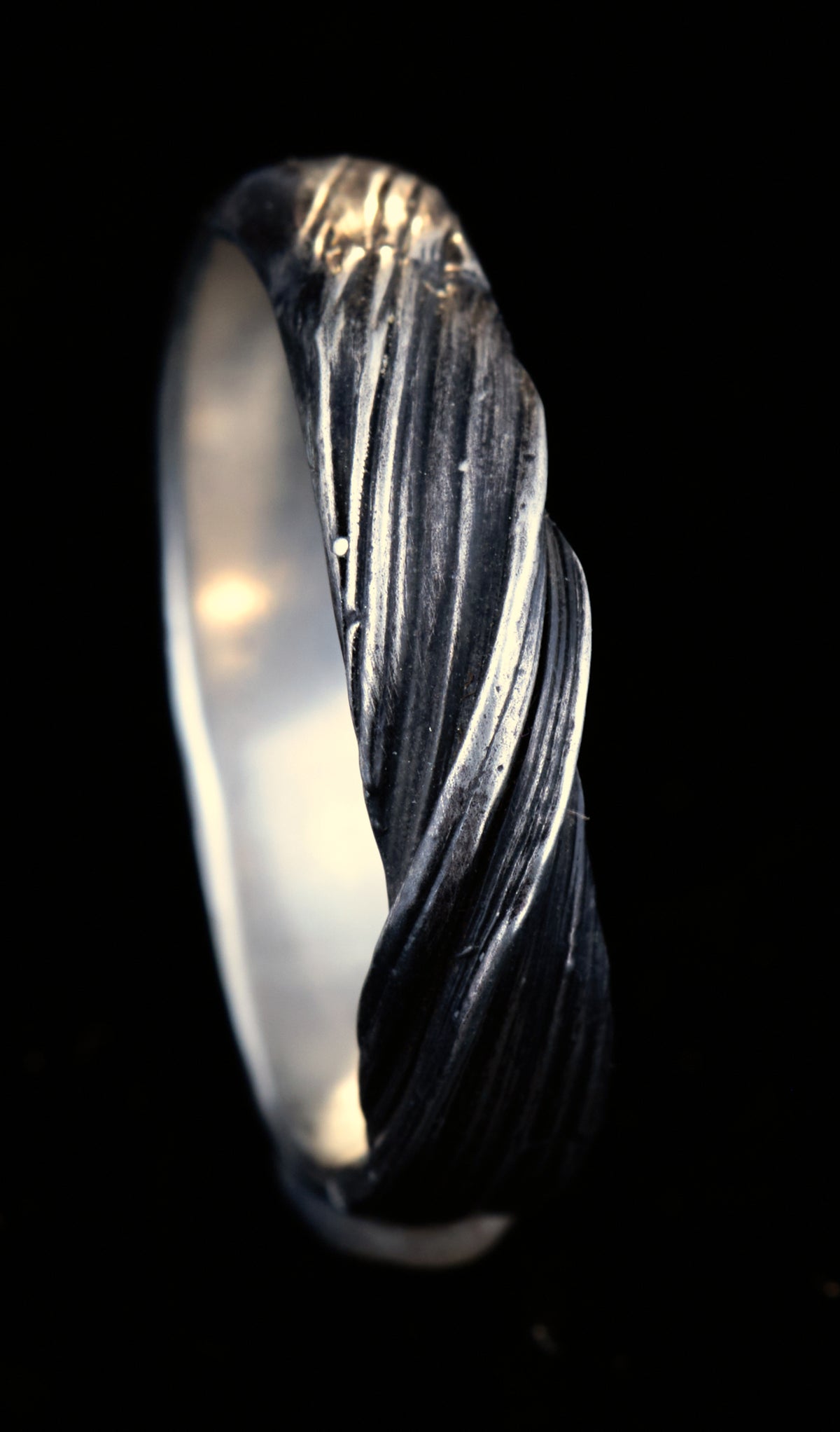 Kaugummi Ring No.4 | Handgefertigter Silberring | Mitsuro Hikime Wachstechnik | Holzmaserung Optik | Japanische Tradition | Schmuckring | Goldschmiede Deutschland