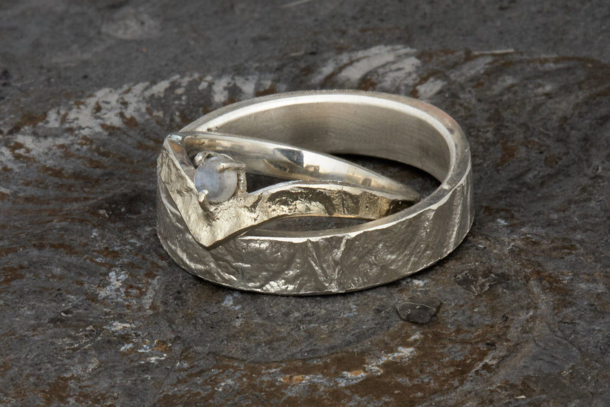 Wishbone Trauringe in retikuliertem 925 Silber matt