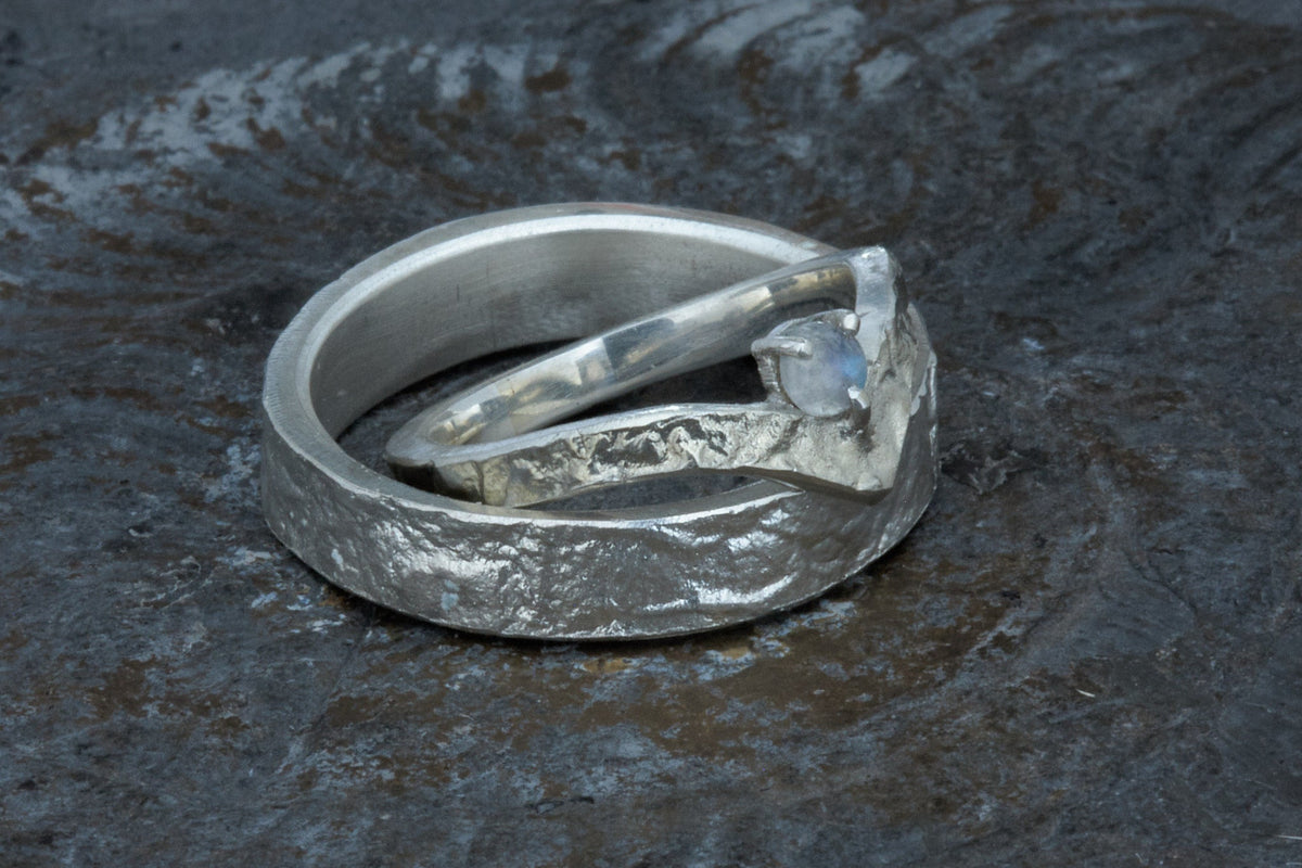 Wishbone Trauringe in retikuliertem 925 Silber matt