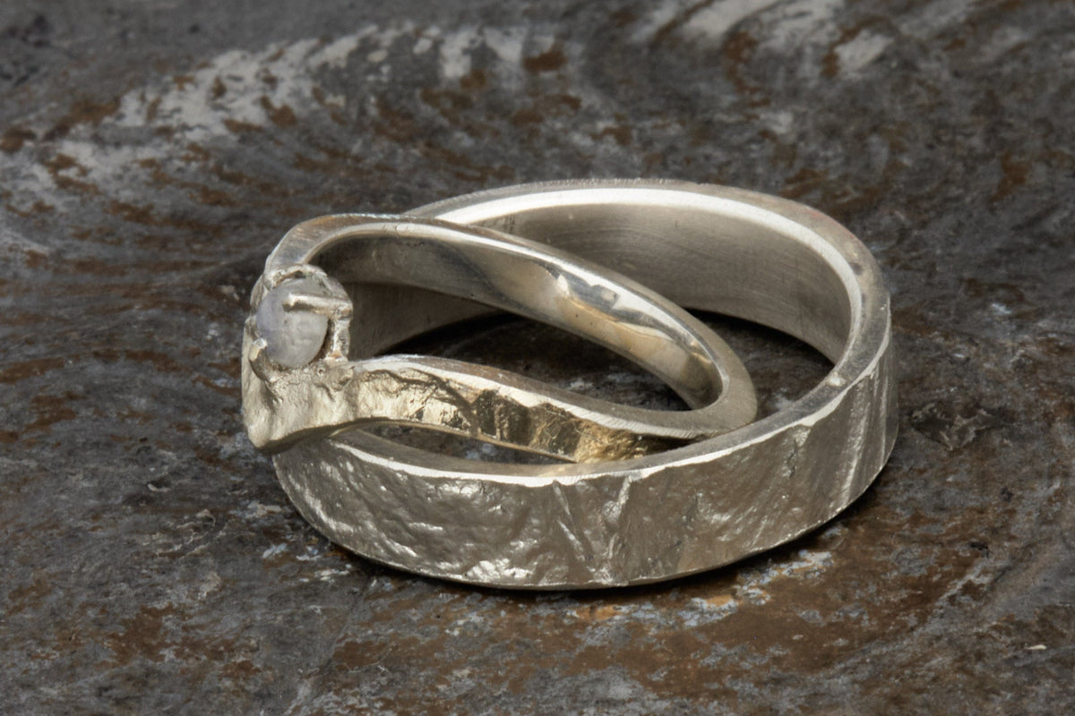 Wishbone Trauringe in retikuliertem 925 Silber matt