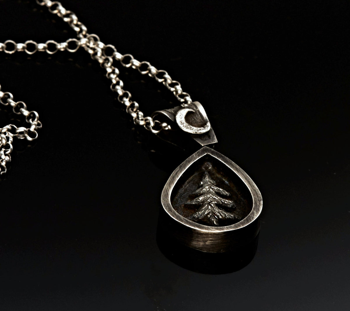 Anhänger mit Baummotiv Baum Tanne 925 Silber Goldschmiede und Trauring Manufaktur Silberschweif www.gutms.live