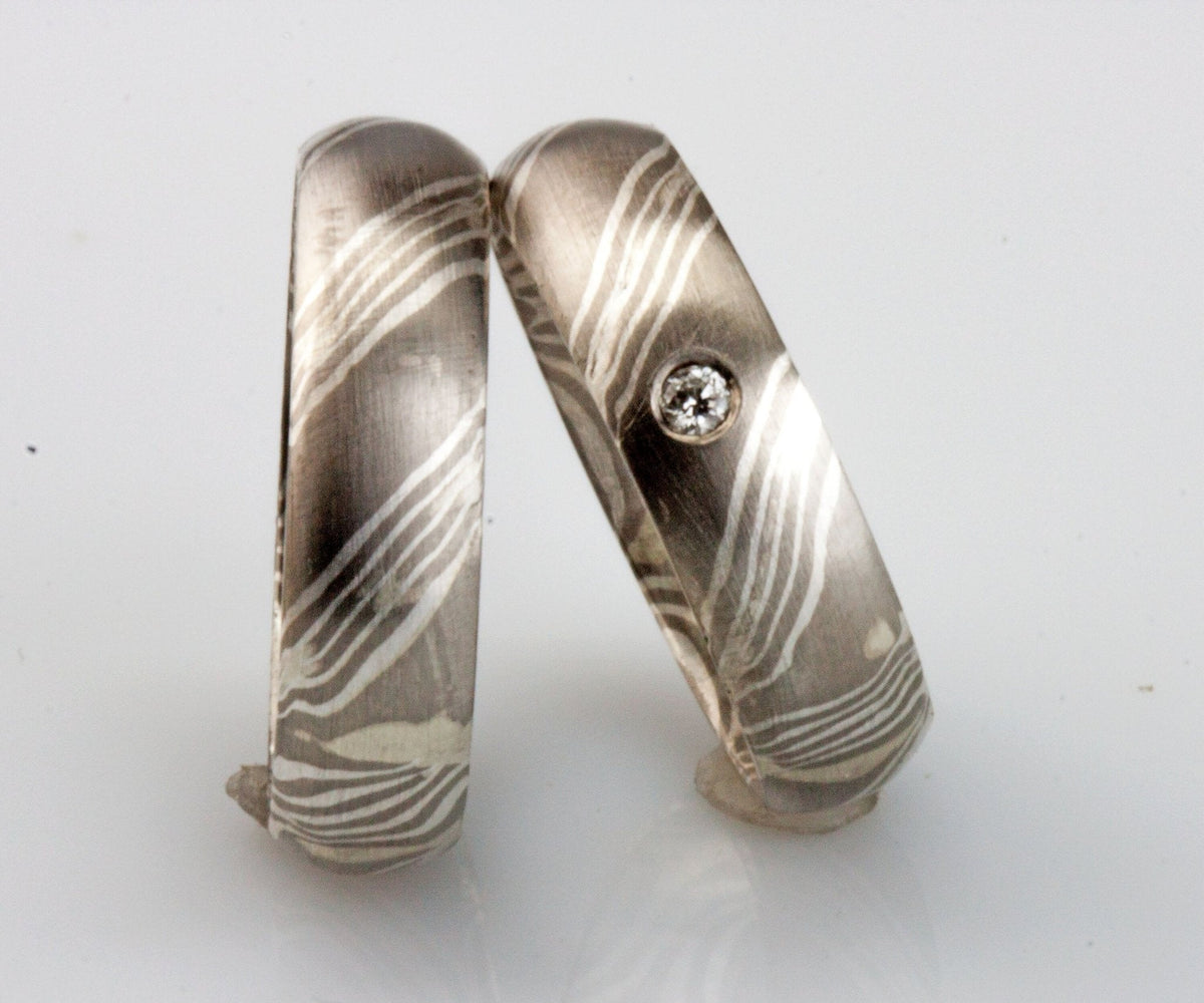 Mokume Gane Trauringe Silber und Palladium mit Streifen Paar - Goldschmiede Manufaktur Silberschweif